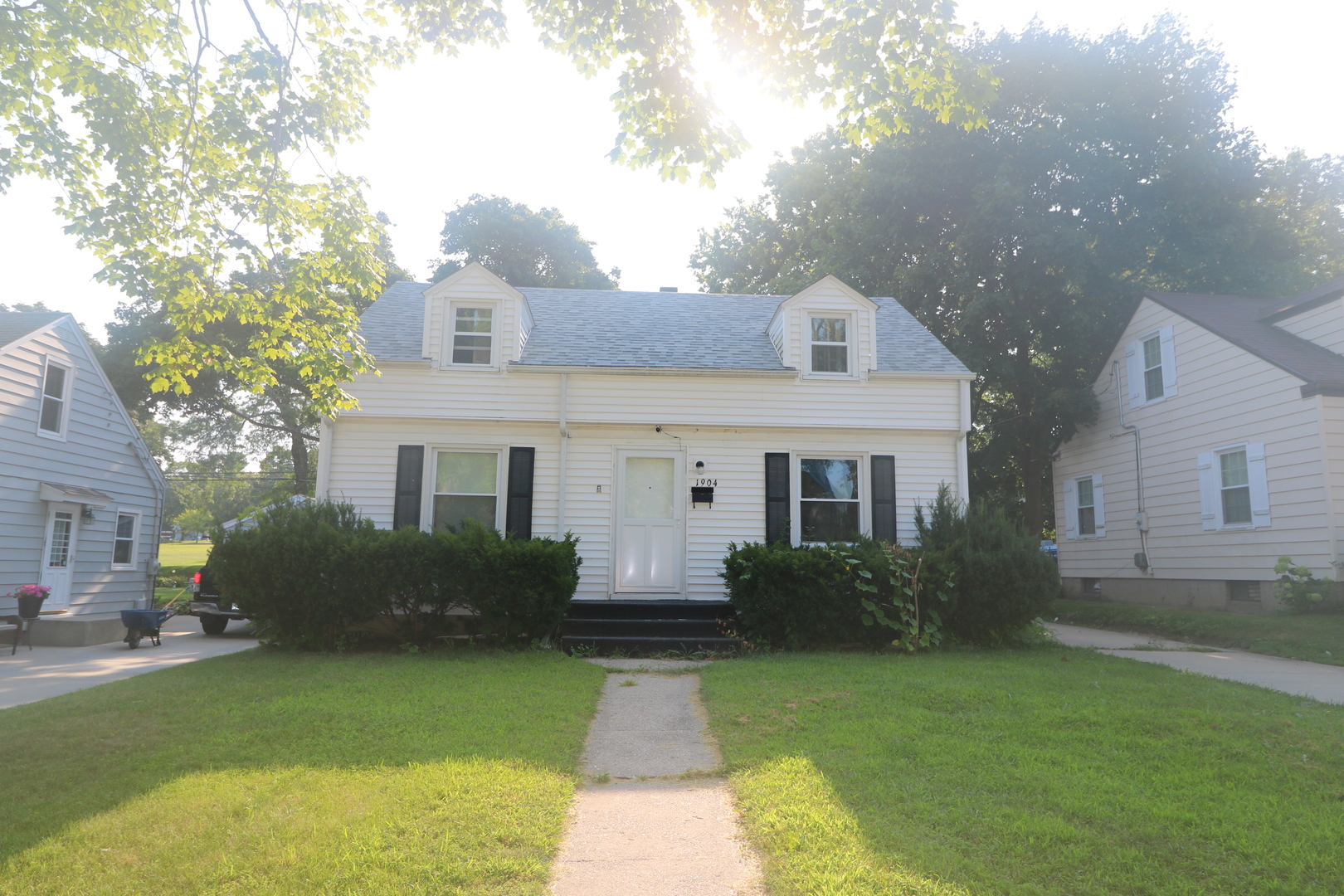 1904 Colorado Avenue, Rockford, IL 61108