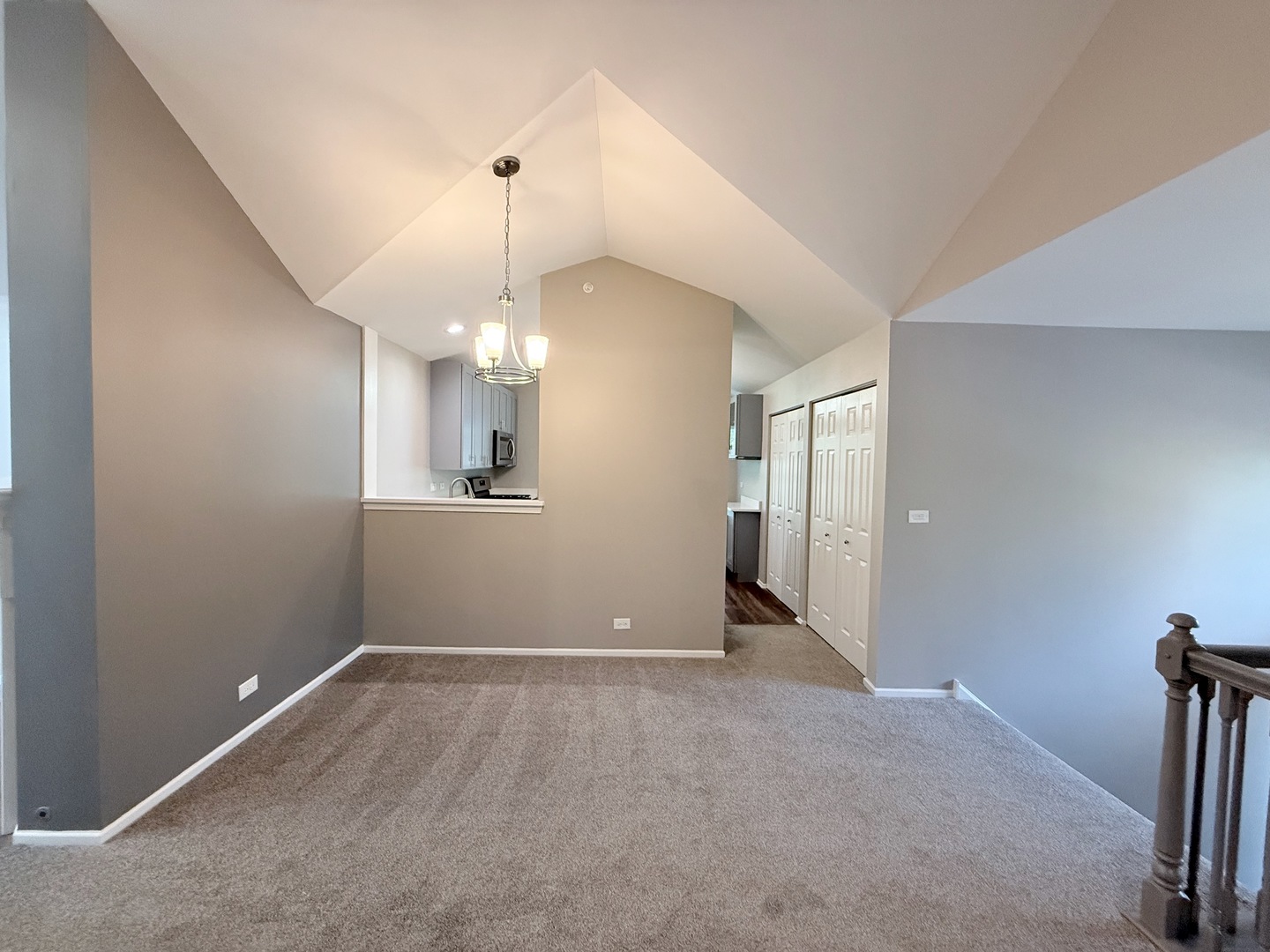 1623 Camberley Court, Bartlett, IL 60103