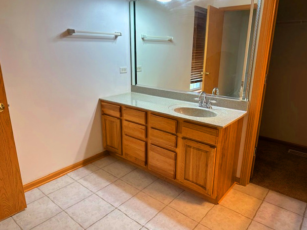 347 Pondview Drive, Antioch, IL 60002