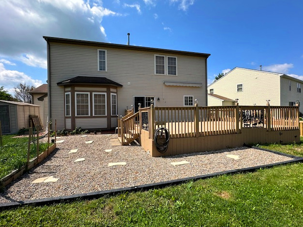 347 Pondview Drive, Antioch, IL 60002