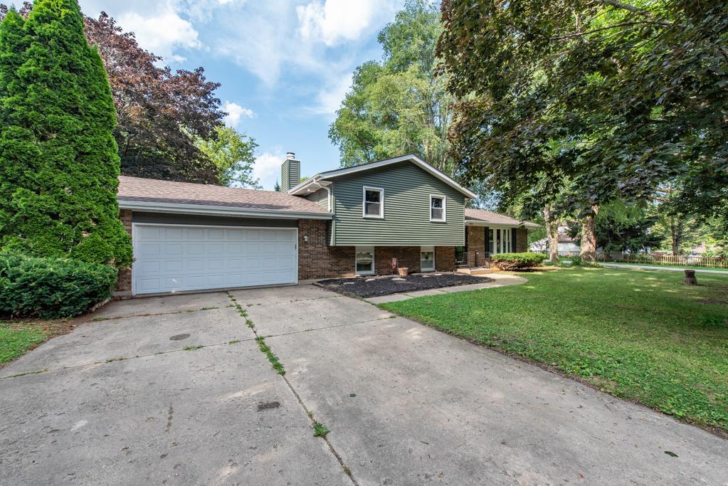 10140 W Paddock Avenue, Beach Park, IL 60087