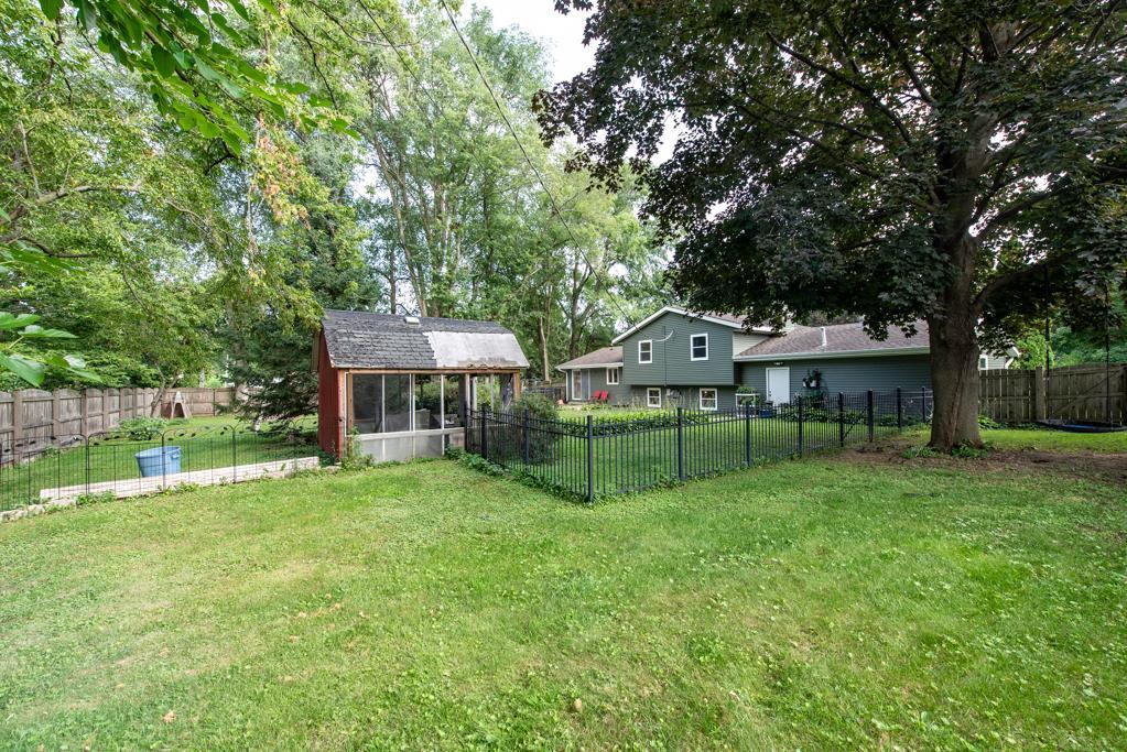 10140 W Paddock Avenue, Beach Park, IL 60087