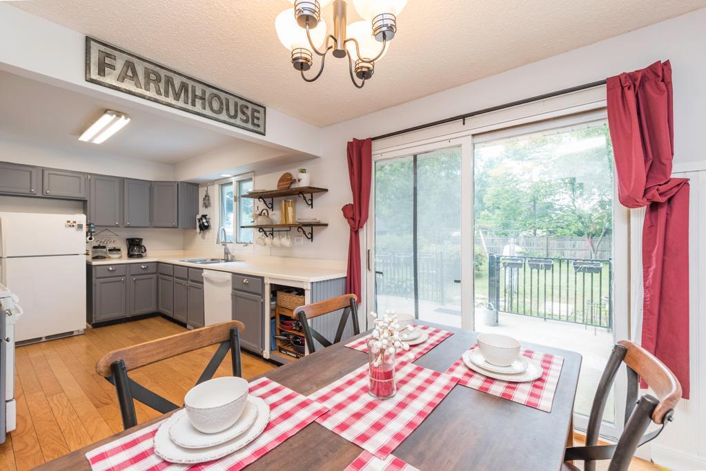 10140 W Paddock Avenue, Beach Park, IL 60087