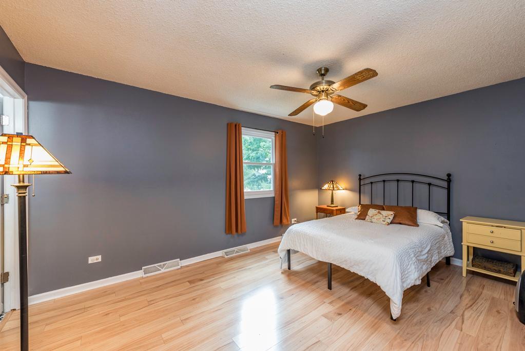 10140 W Paddock Avenue, Beach Park, IL 60087