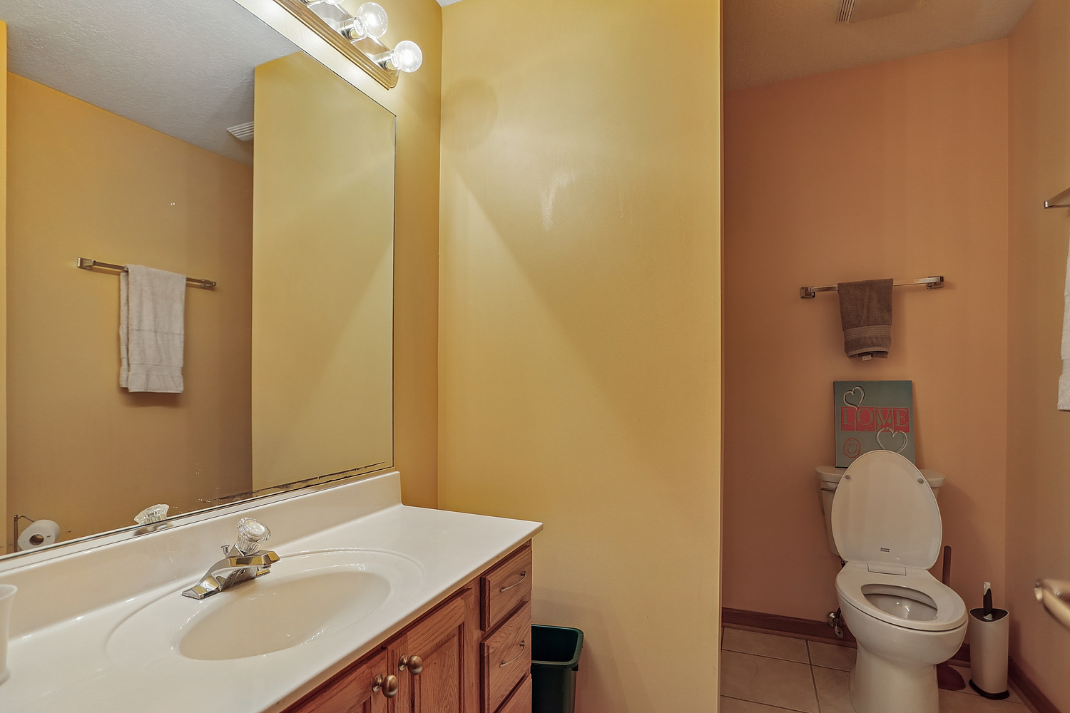 7025 167th Street #B, Tinley Park, IL 60477
