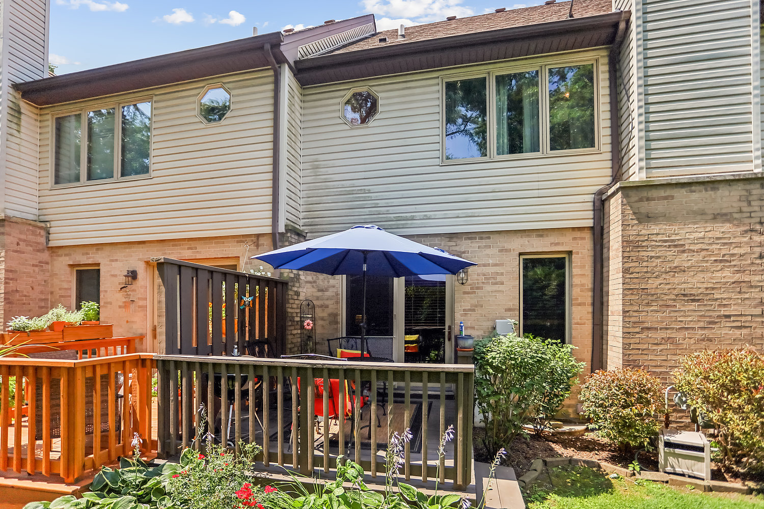 7025 167th Street #B, Tinley Park, IL 60477