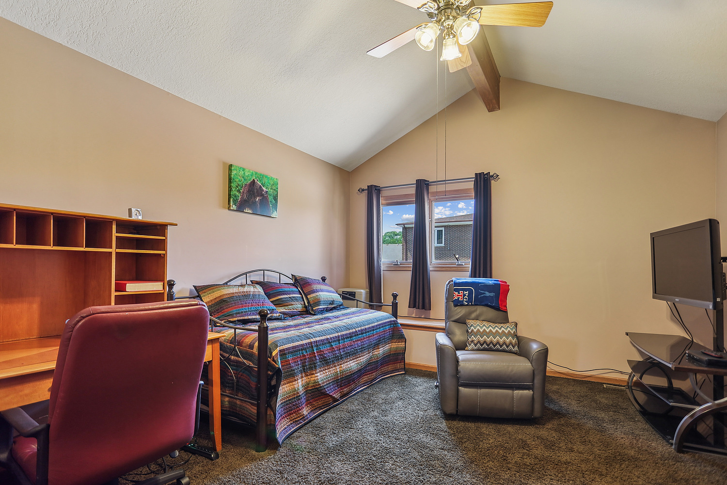 7025 167th Street #B, Tinley Park, IL 60477