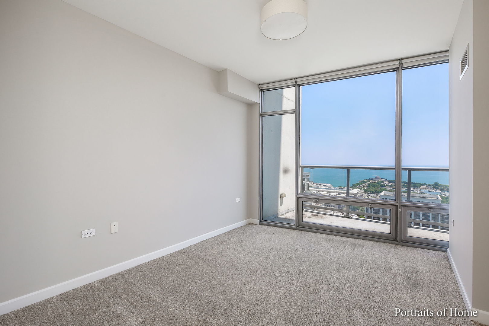 100 E 14th Street #3202, Chicago, IL 60605