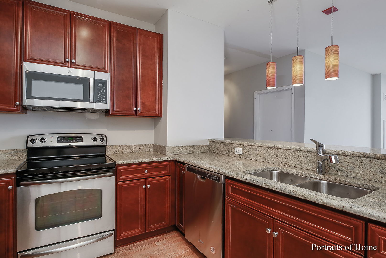 100 E 14th Street #3202, Chicago, IL 60605