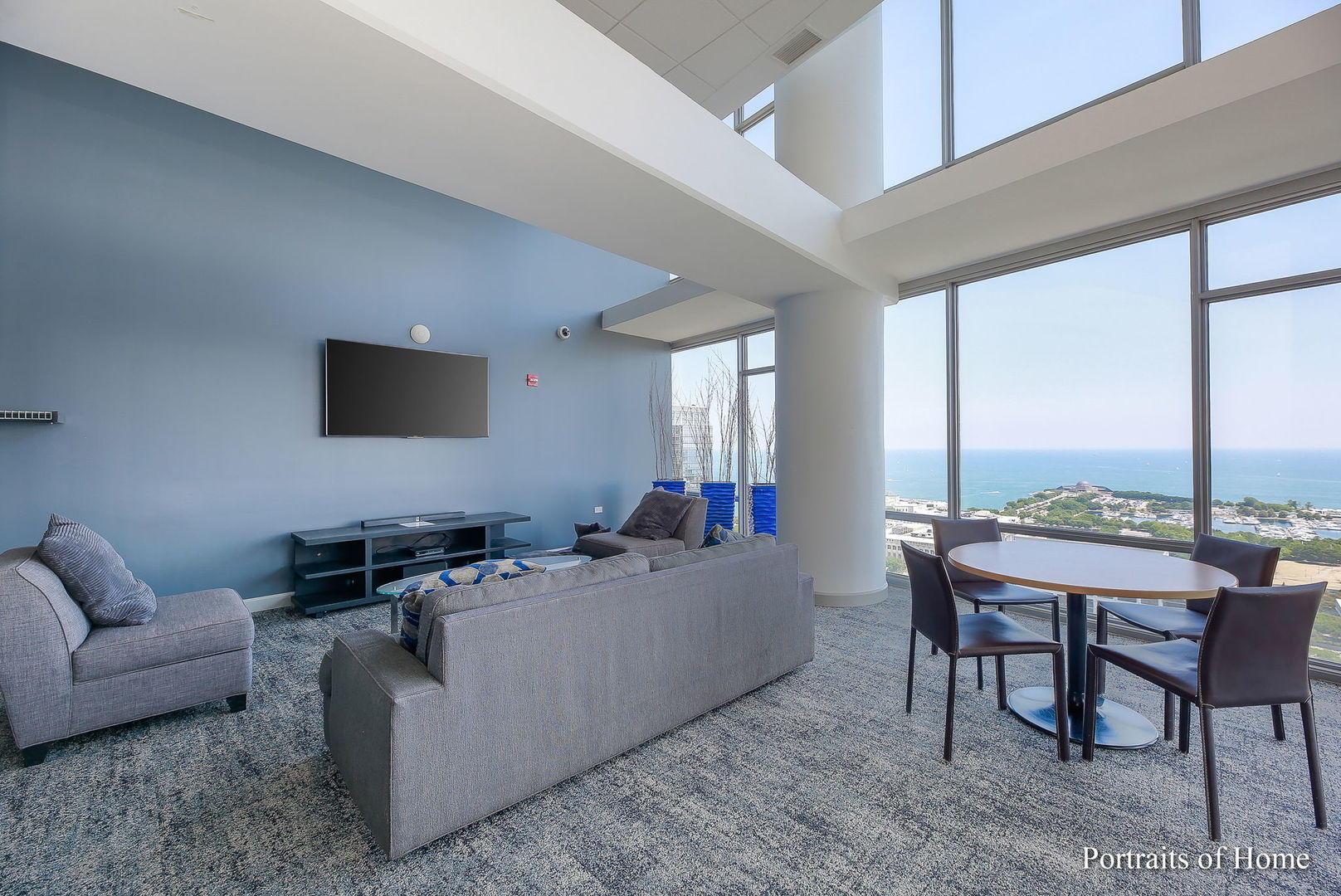 100 E 14th Street #3202, Chicago, IL 60605