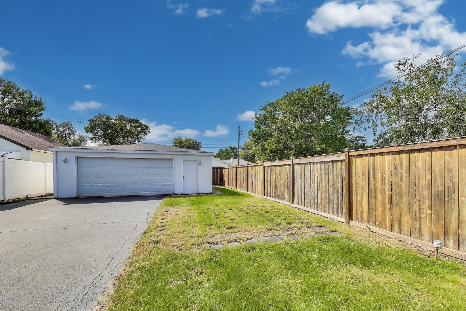 3516 Dora Street, Franklin Park, IL 60131
