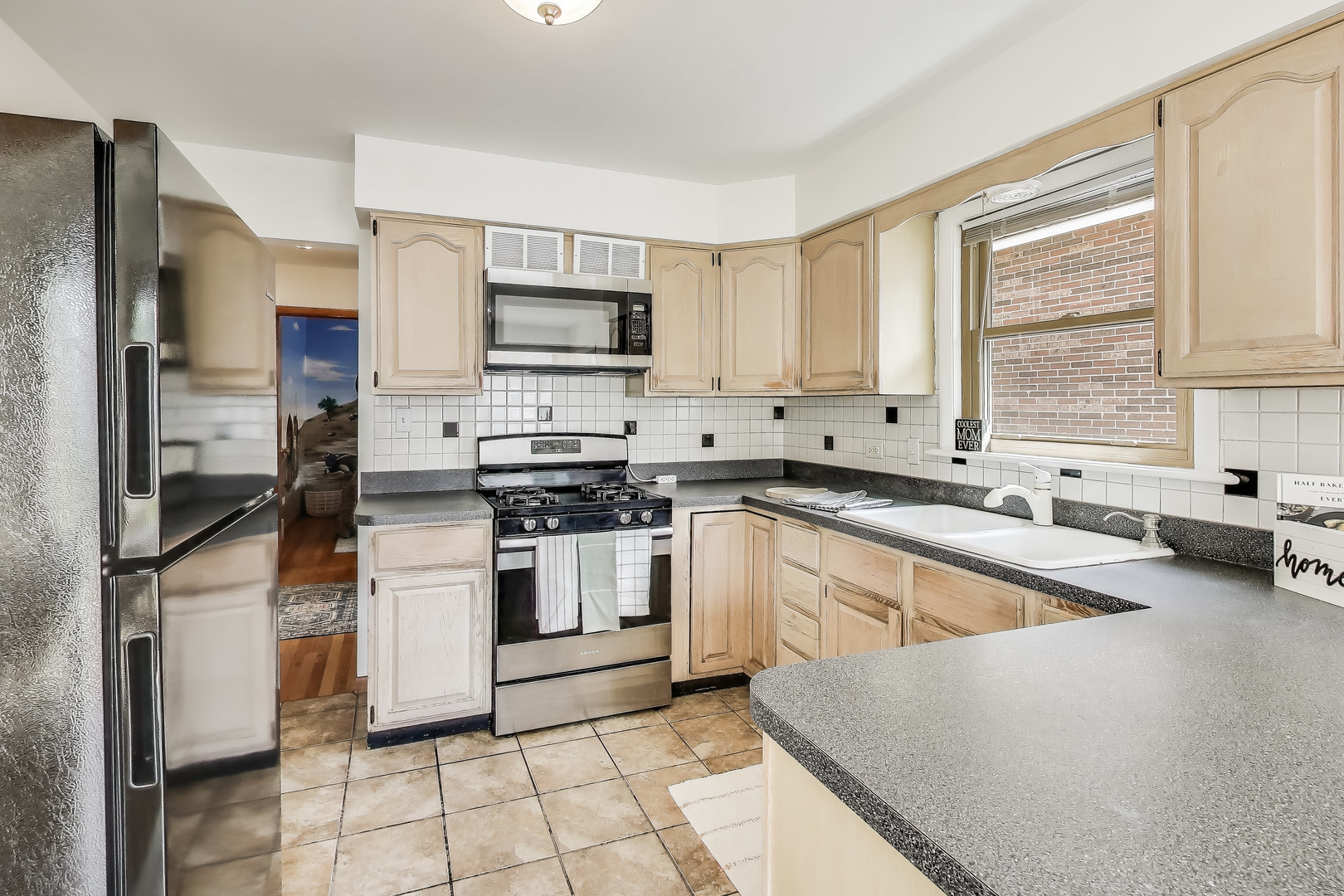 3516 Dora Street, Franklin Park, IL 60131