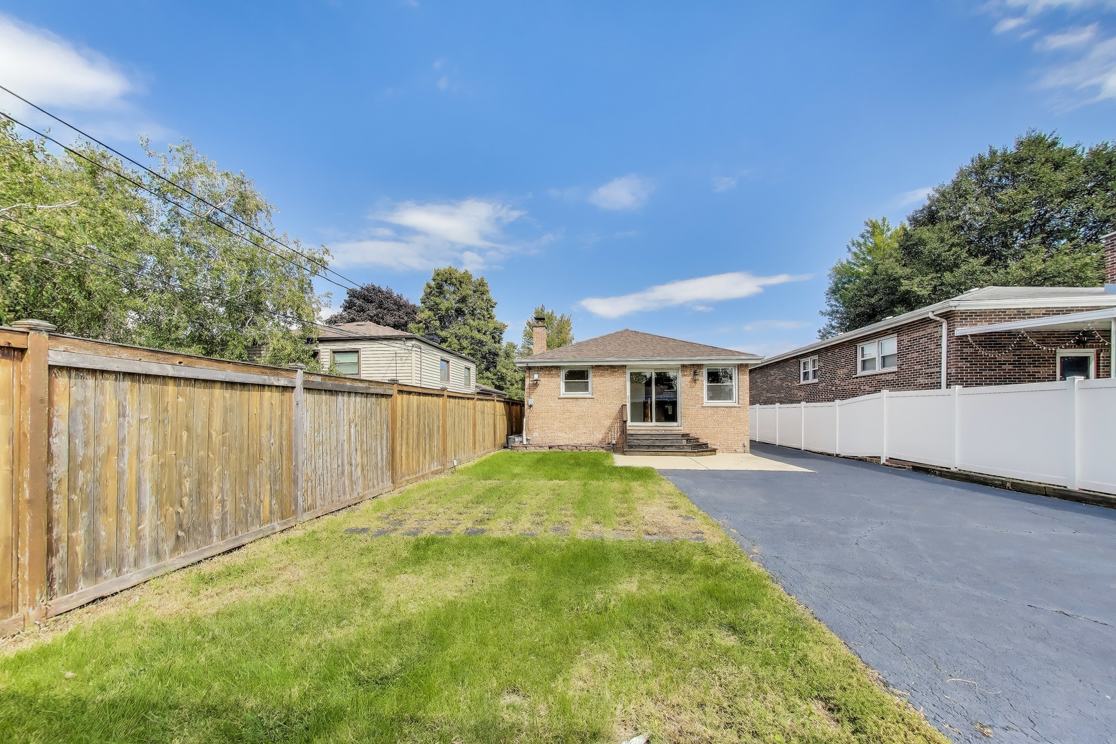 3516 Dora Street, Franklin Park, IL 60131