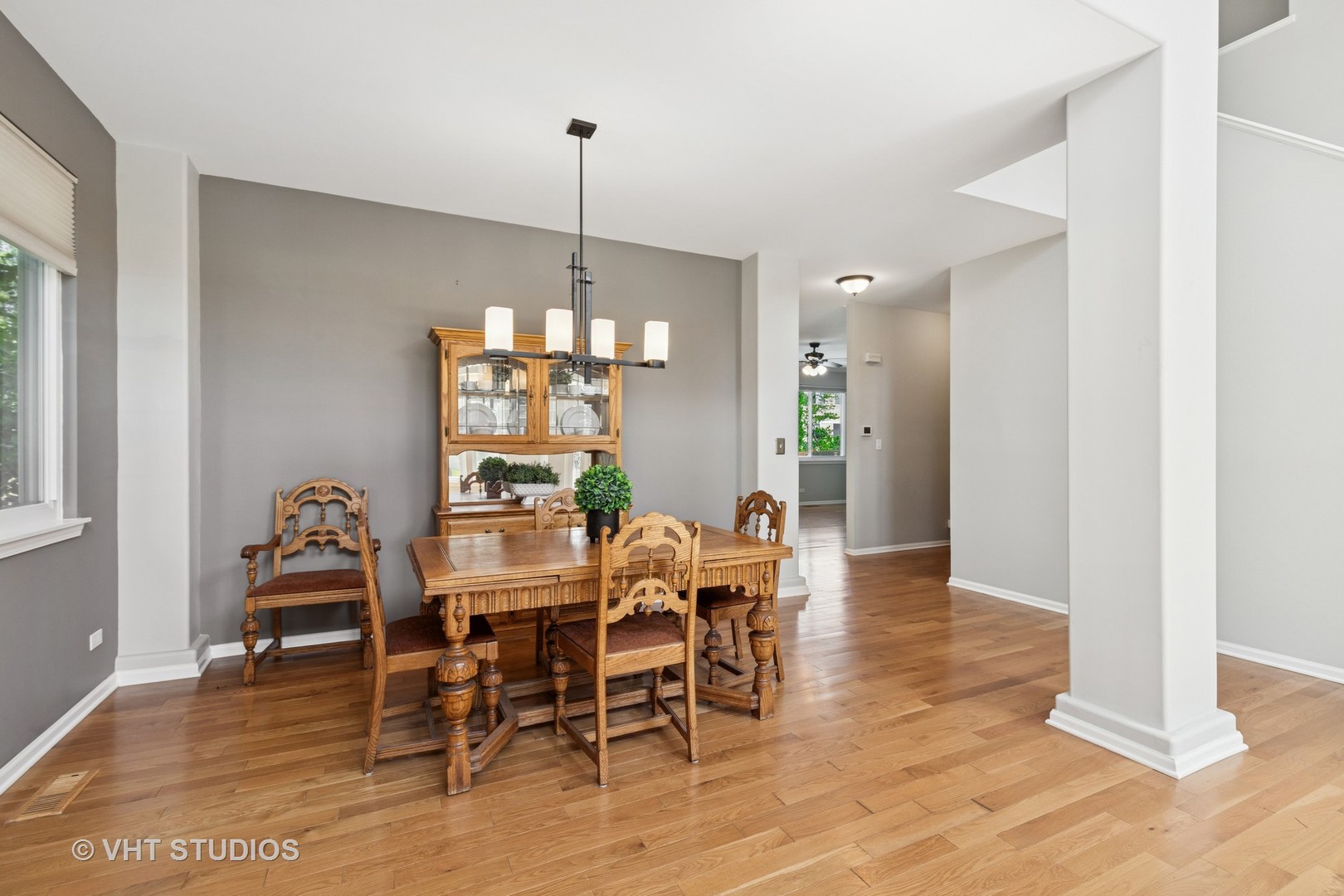 1635 Arlington Lane, Gurnee, IL 60031