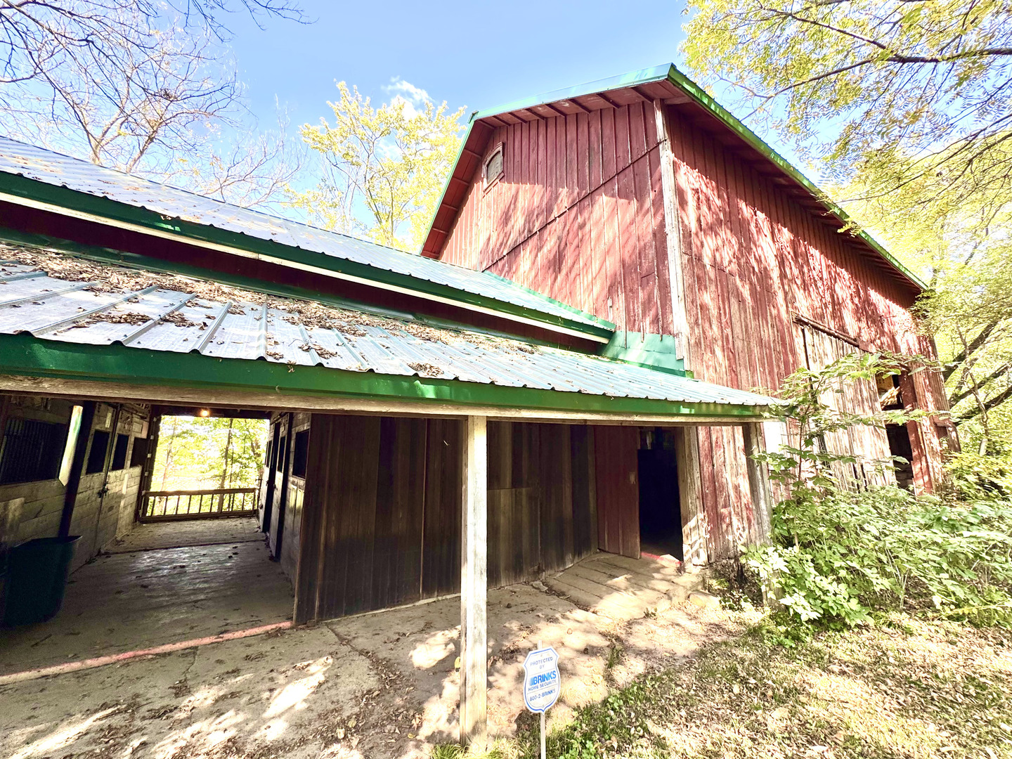 100 E Miller Avenue, Hinckley, IL 60520