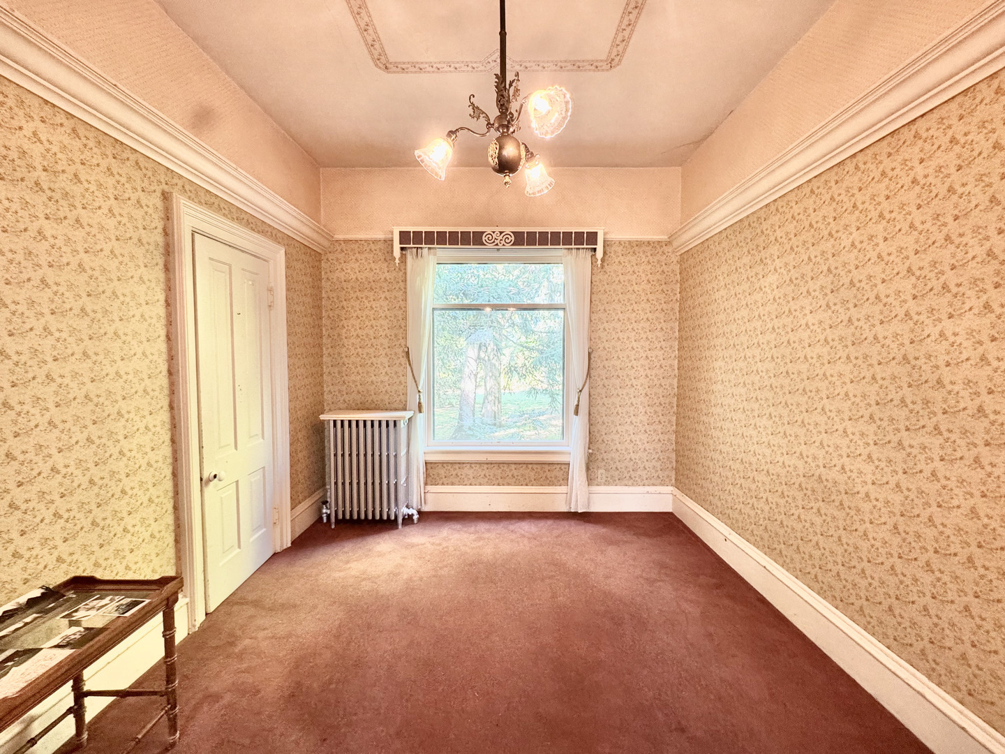 100 E Miller Avenue, Hinckley, IL 60520