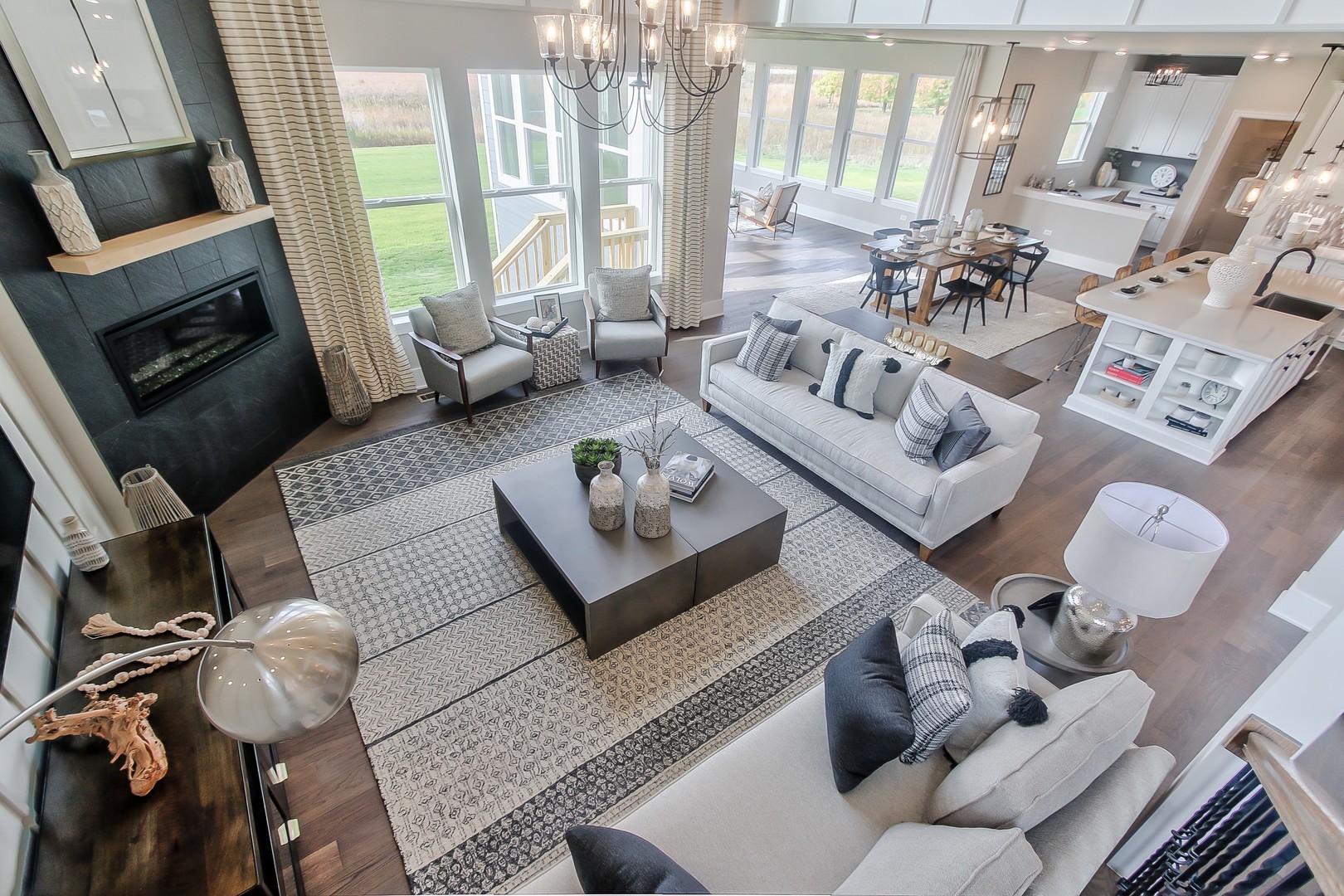 32 Tournament Drive, Hawthorn Woods, IL 60047