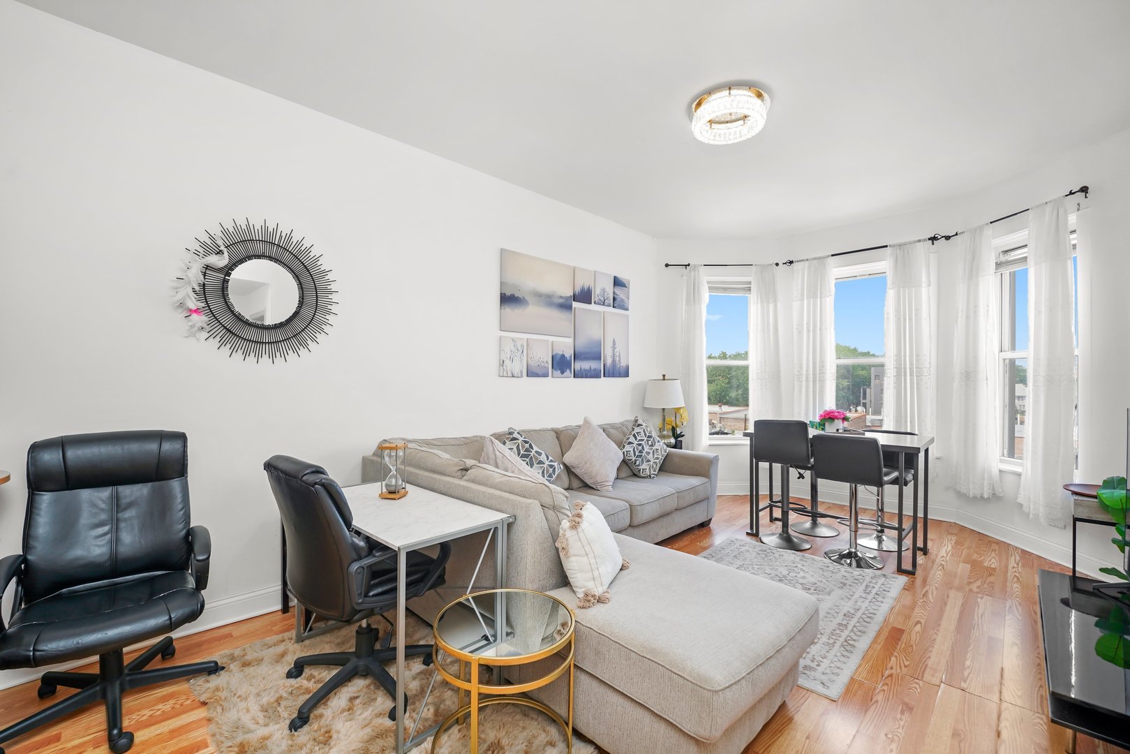 1057 W Argyle Street #3f, Chicago, IL 60640