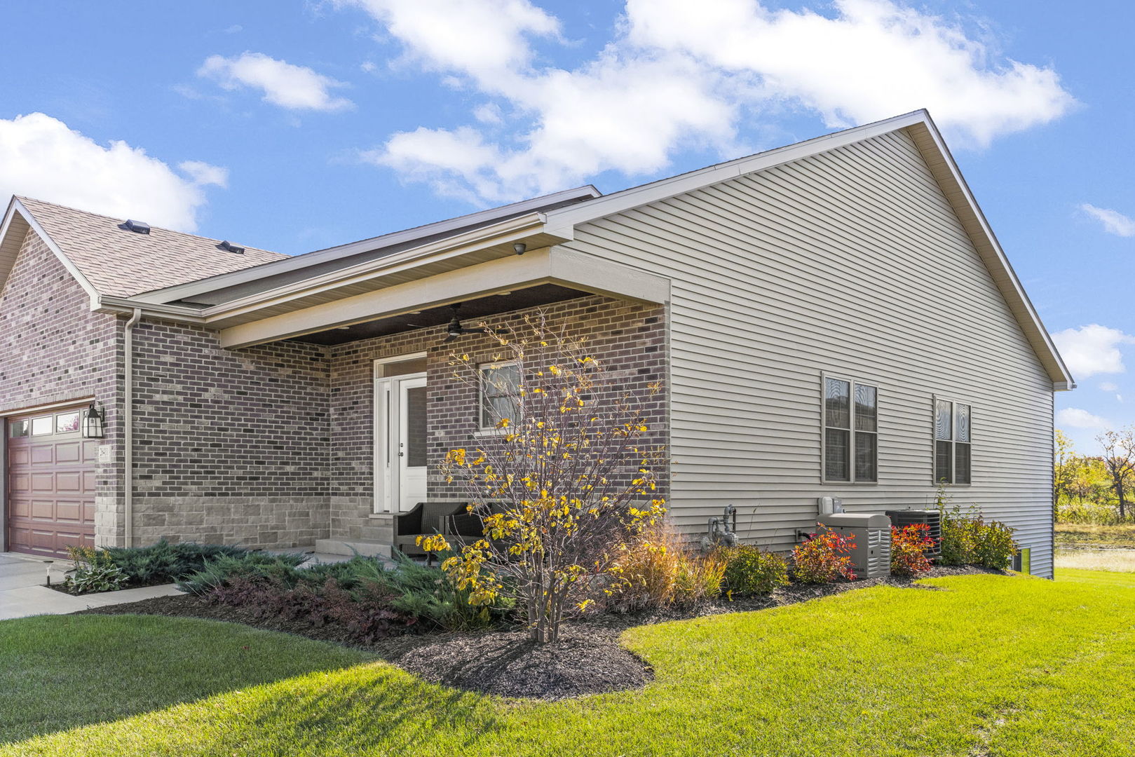 26411 W Stephanie Drive, Channahon, IL 60410