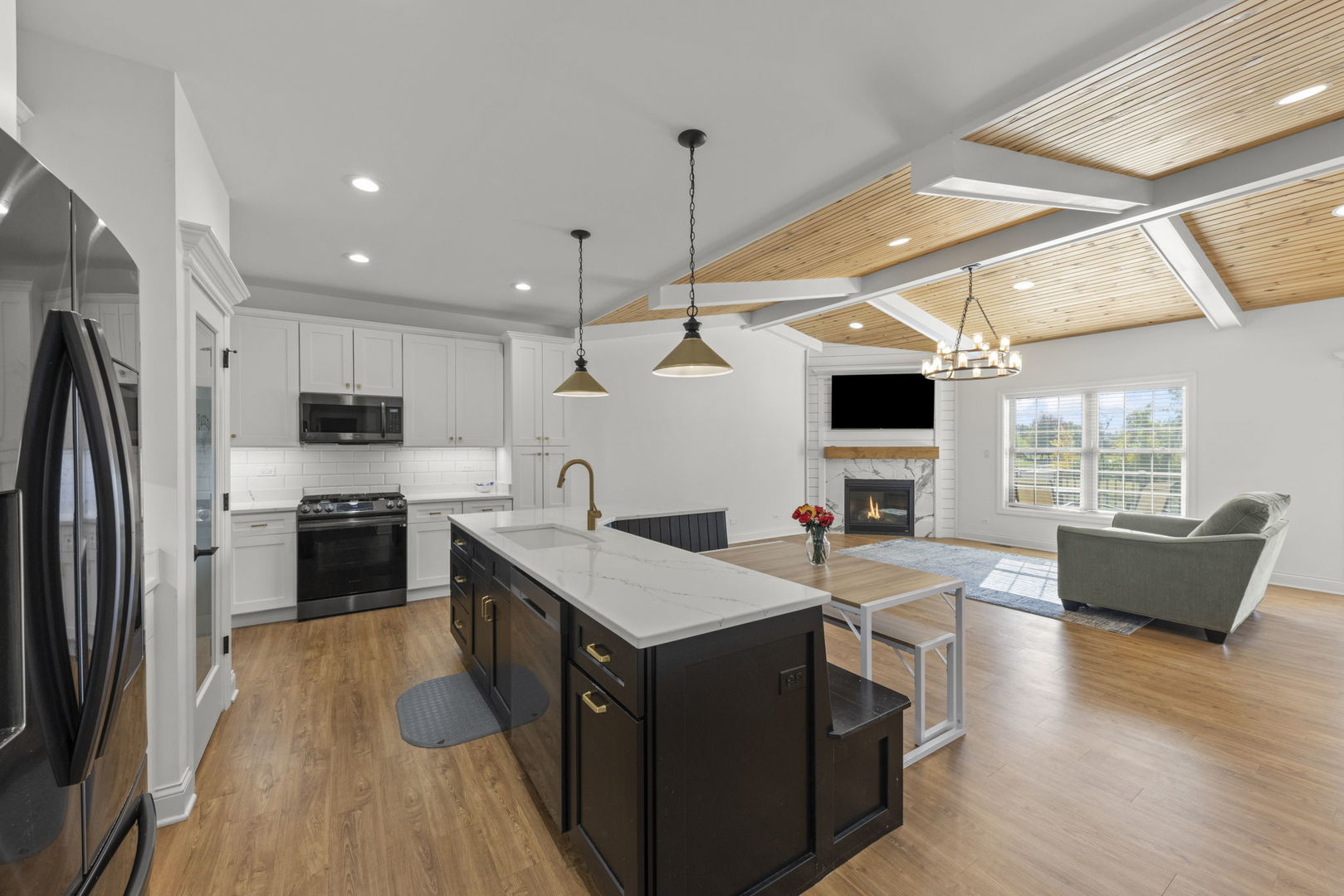 26411 W Stephanie Drive, Channahon, IL 60410