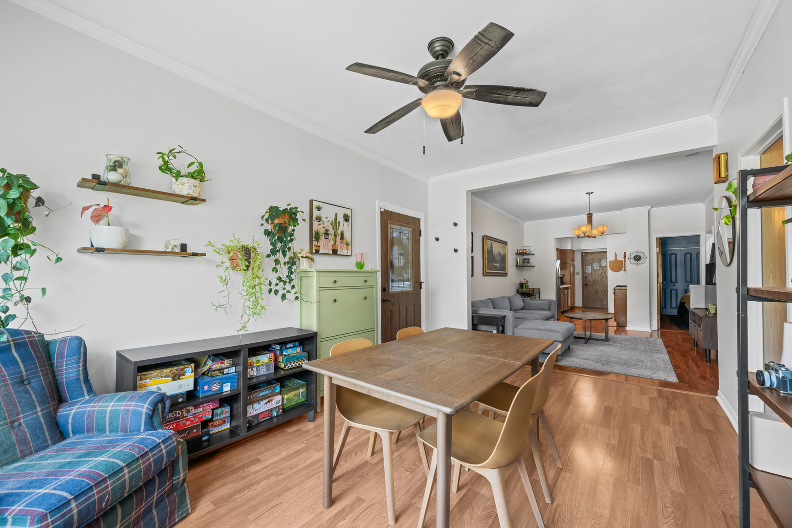 9521 Garfield Avenue, Brookfield, IL 60513