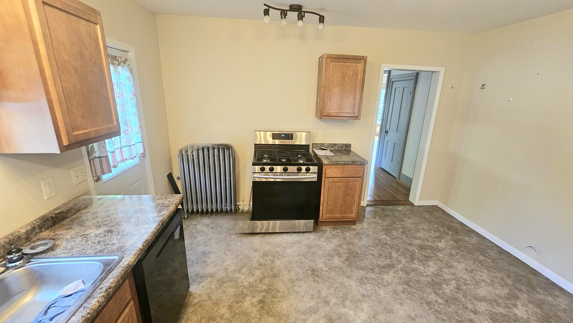 410 16th Street, Mendota, IL 61342