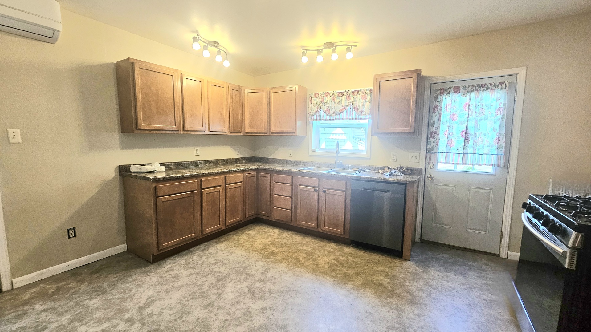 410 16th Street, Mendota, IL 61342