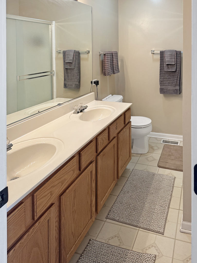 763 Verde Vista Court, Elgin, IL 60123