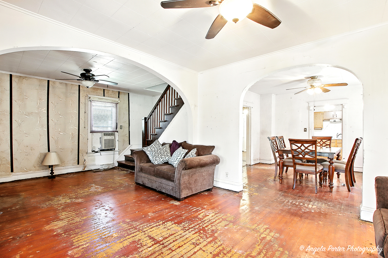 1705 Victoria Avenue, North Chicago, IL 60064