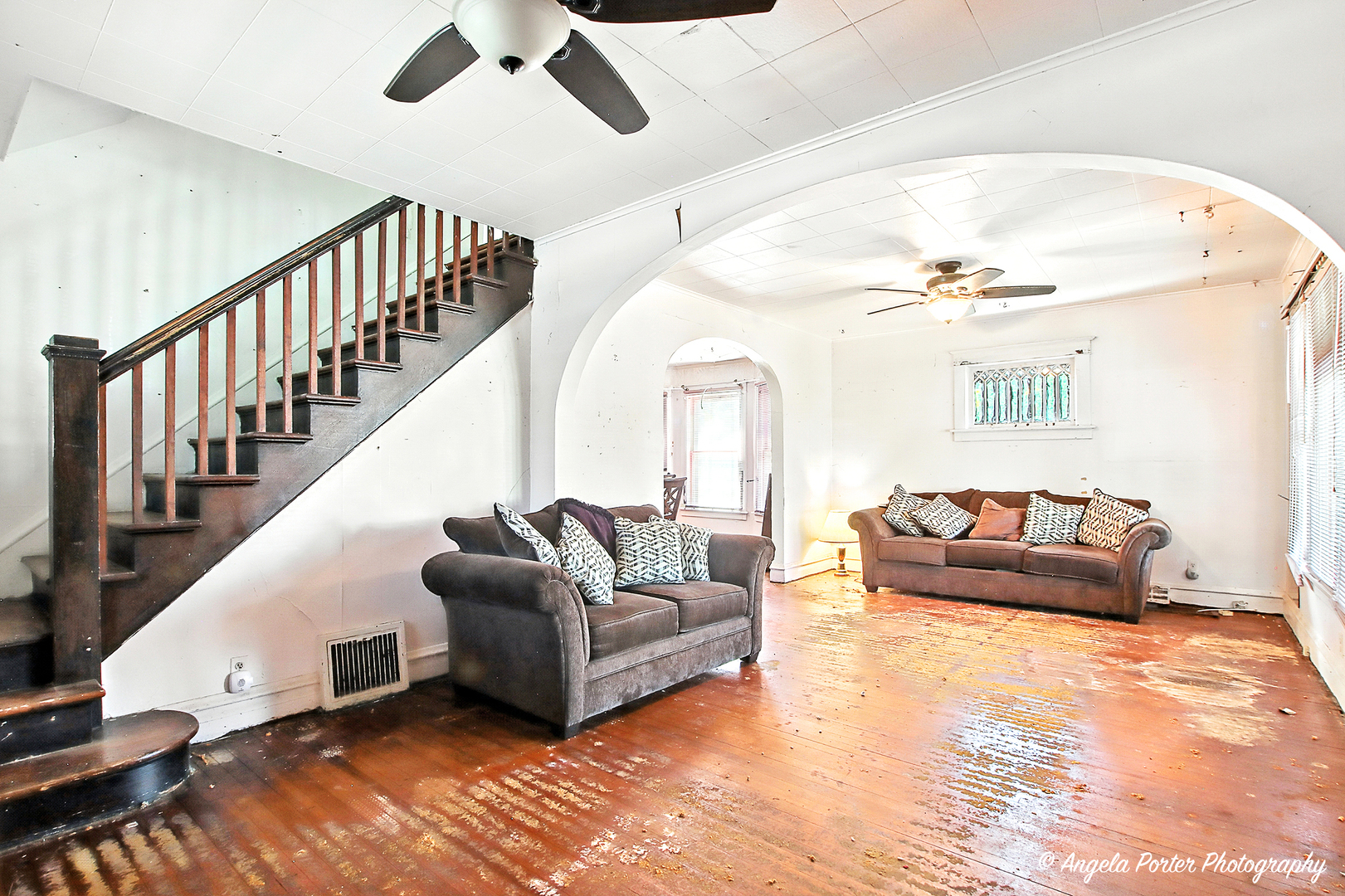 1705 Victoria Avenue, North Chicago, IL 60064