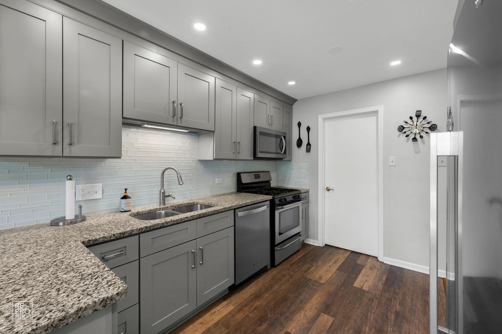 8909 Silverdale Drive #5C, Orland Park, IL 60462