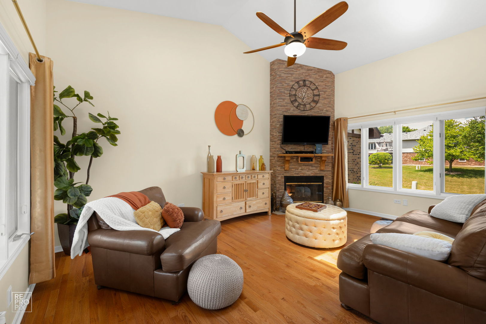 8909 Silverdale Drive #5C, Orland Park, IL 60462