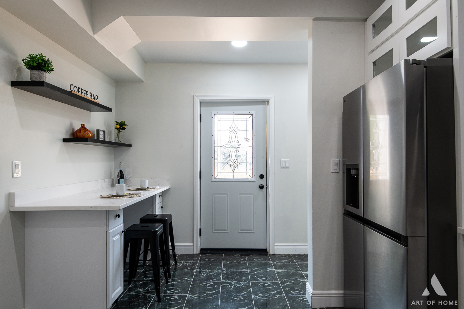 3321 W Dickens Avenue, Chicago, IL 60647