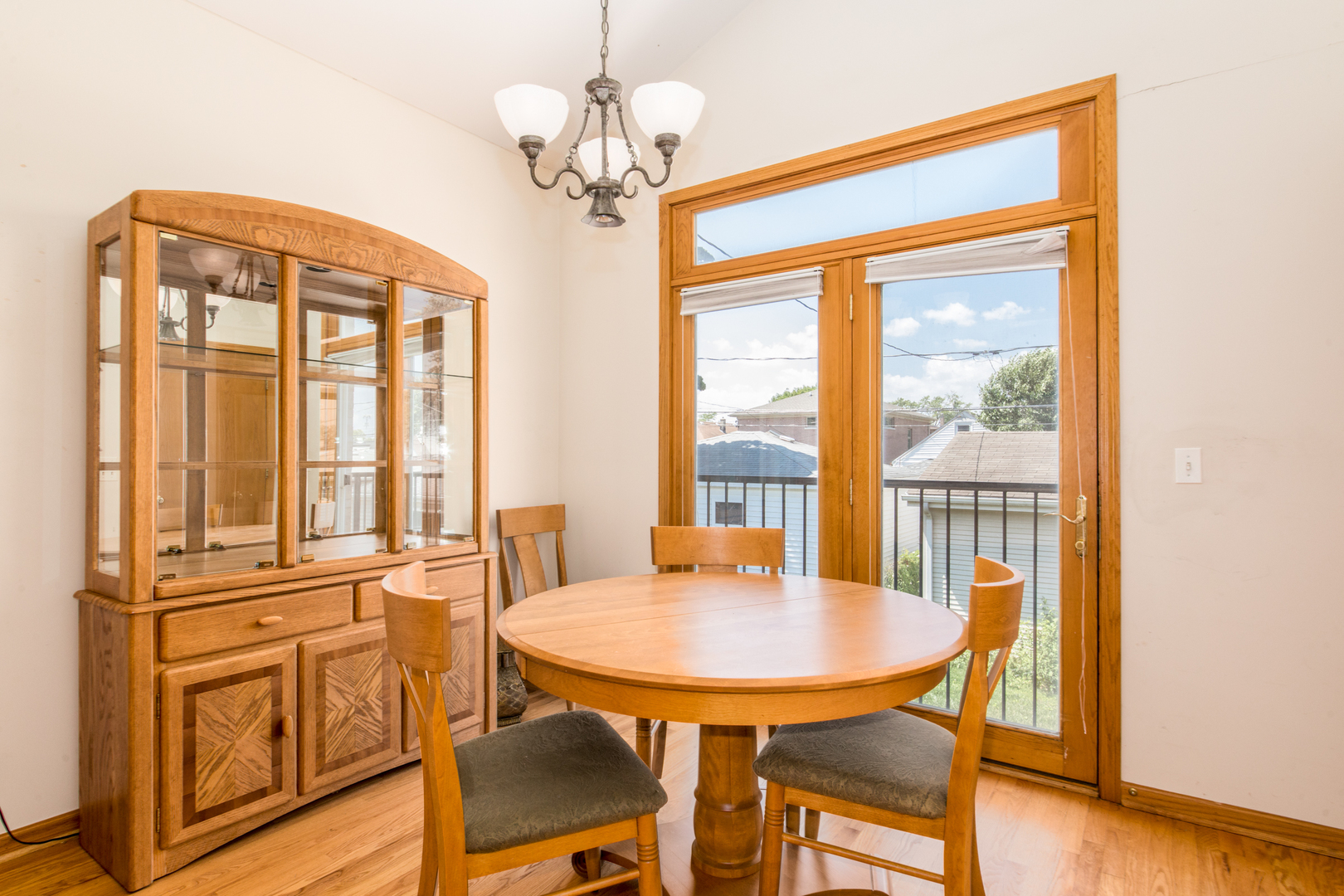 4042 N Overhill Avenue, Norridge, IL 60706