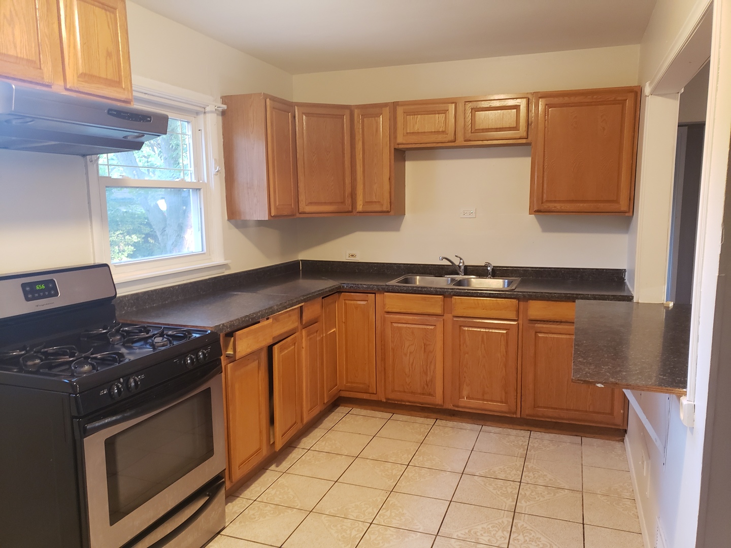 2809 N Butrick Street, Waukegan, IL 60087