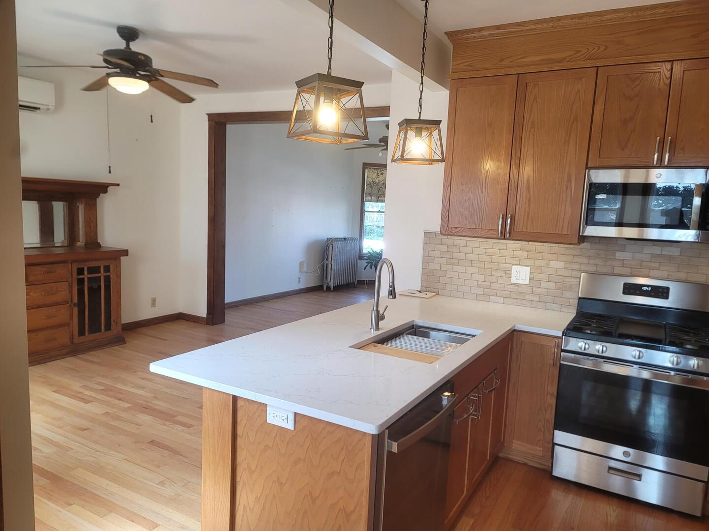 2343 N Lawndale Avenue, Chicago, IL 60647