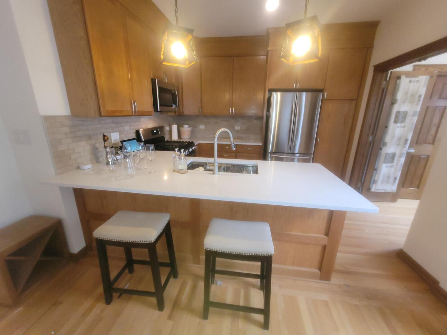 2343 N Lawndale Avenue, Chicago, IL 60647