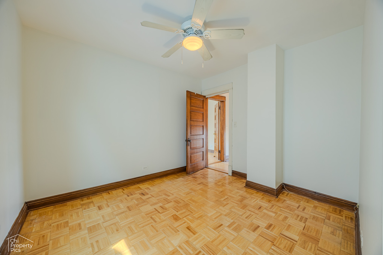 2343 N Lawndale Avenue, Chicago, IL 60647