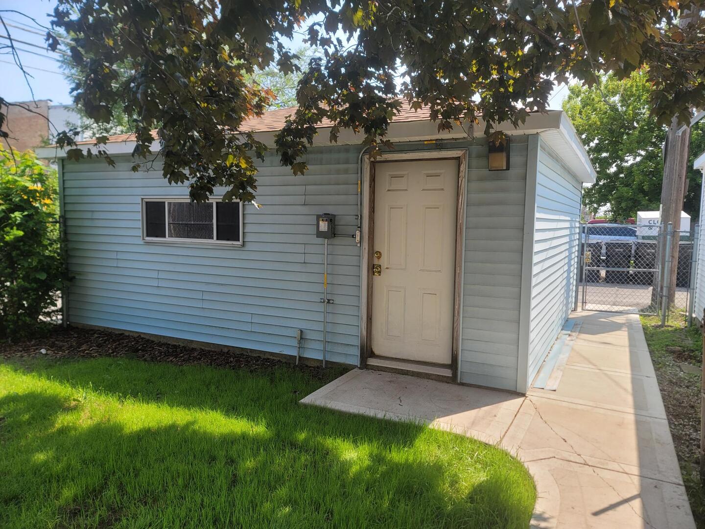 2343 N Lawndale Avenue, Chicago, IL 60647