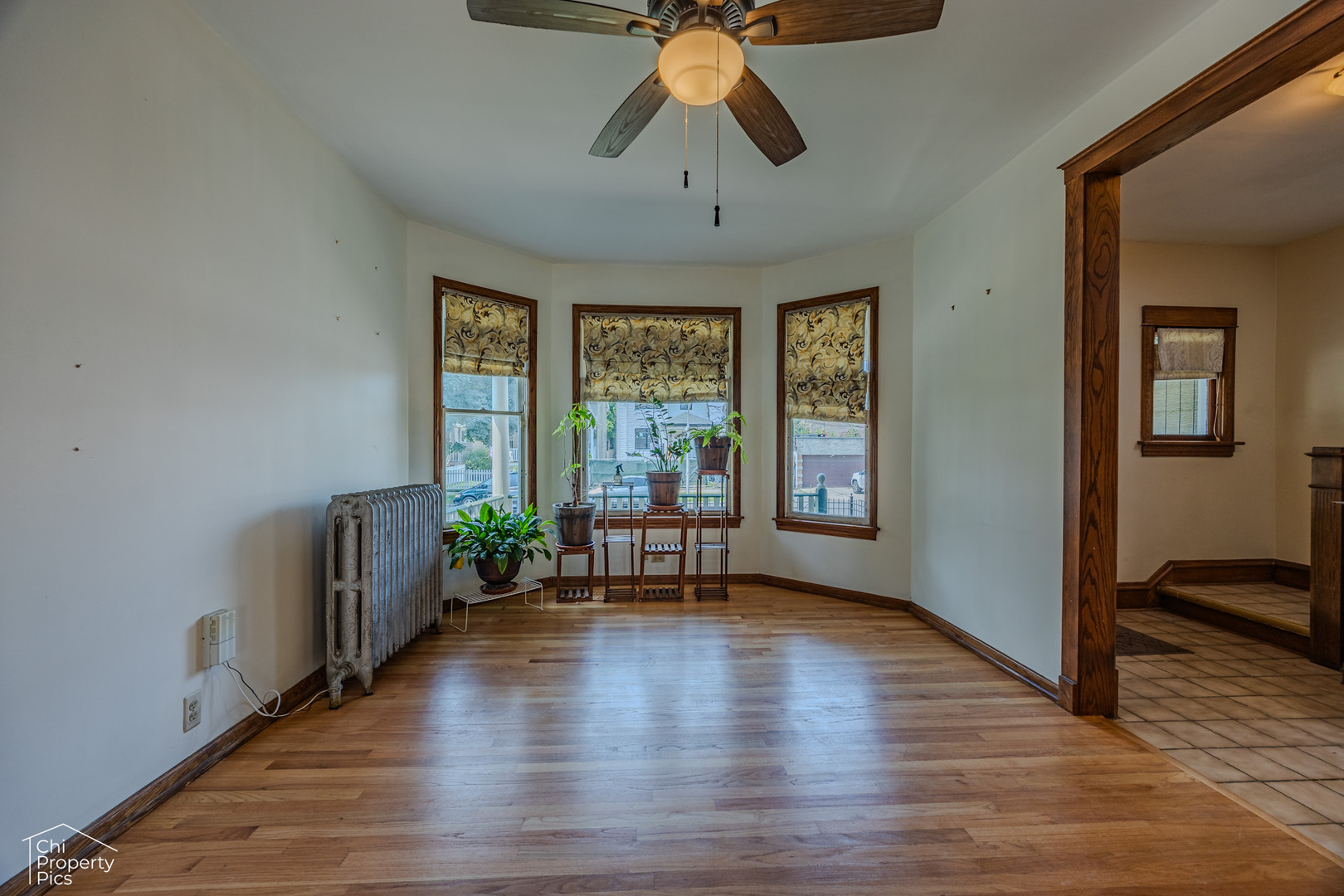 2343 N Lawndale Avenue, Chicago, IL 60647