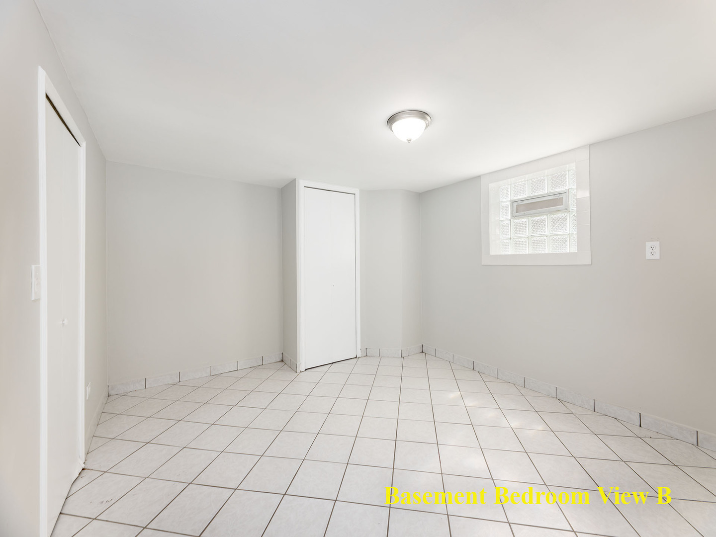 5522 N Long Avenue, Chicago, IL 60630