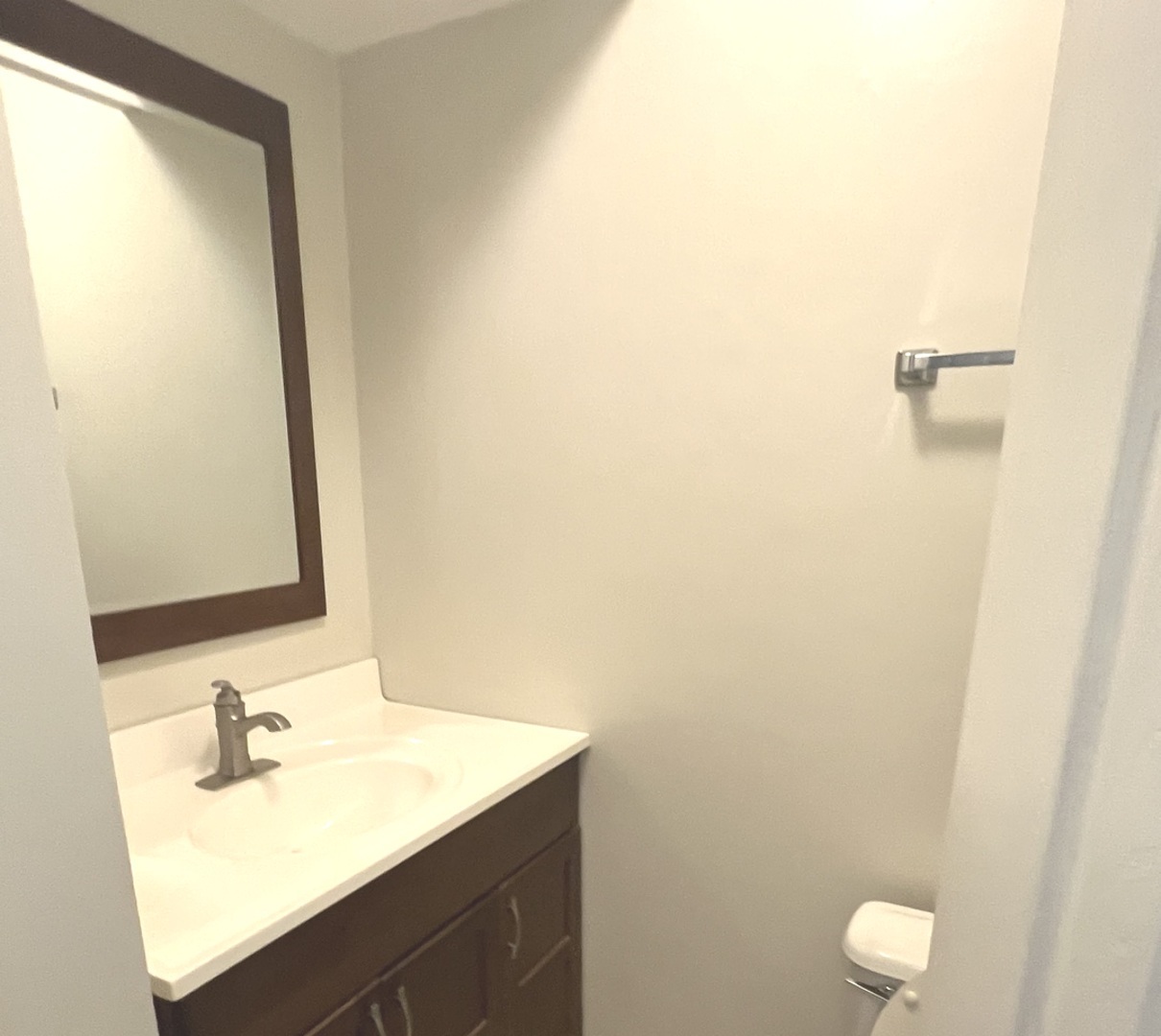 4643 Main Street #3C, Skokie, IL 60076