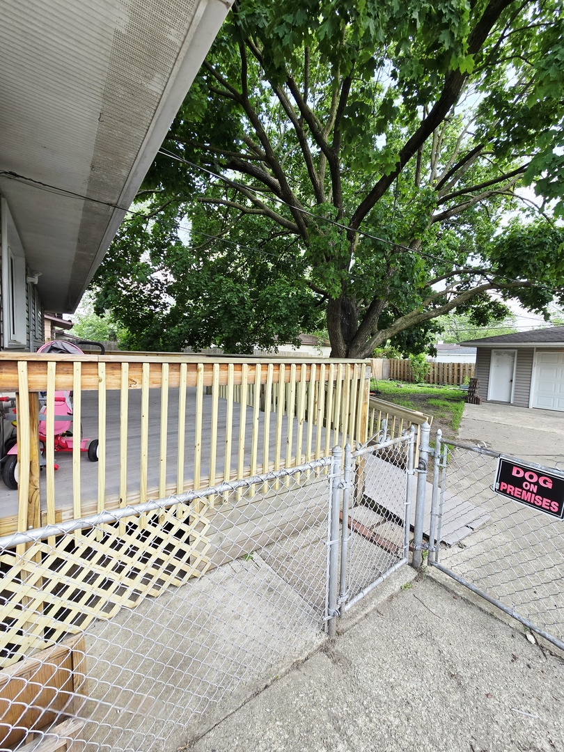 3033 189th Street, Lansing, IL 60438