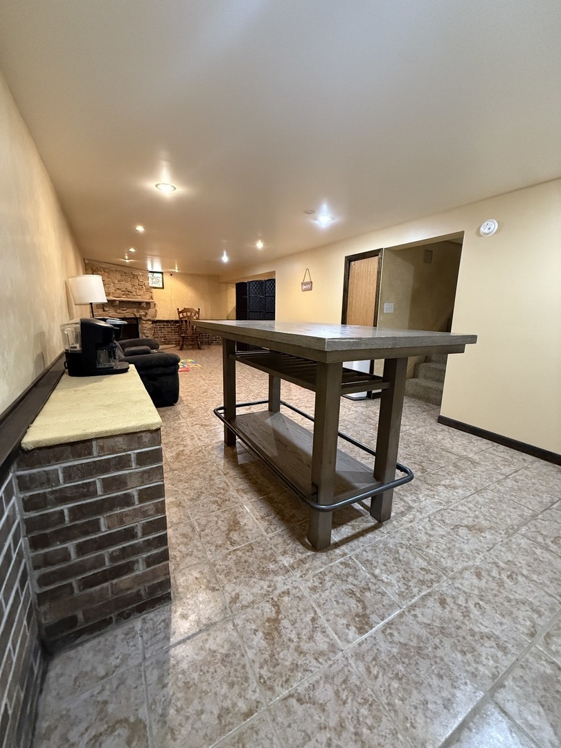 3033 189th Street, Lansing, IL 60438