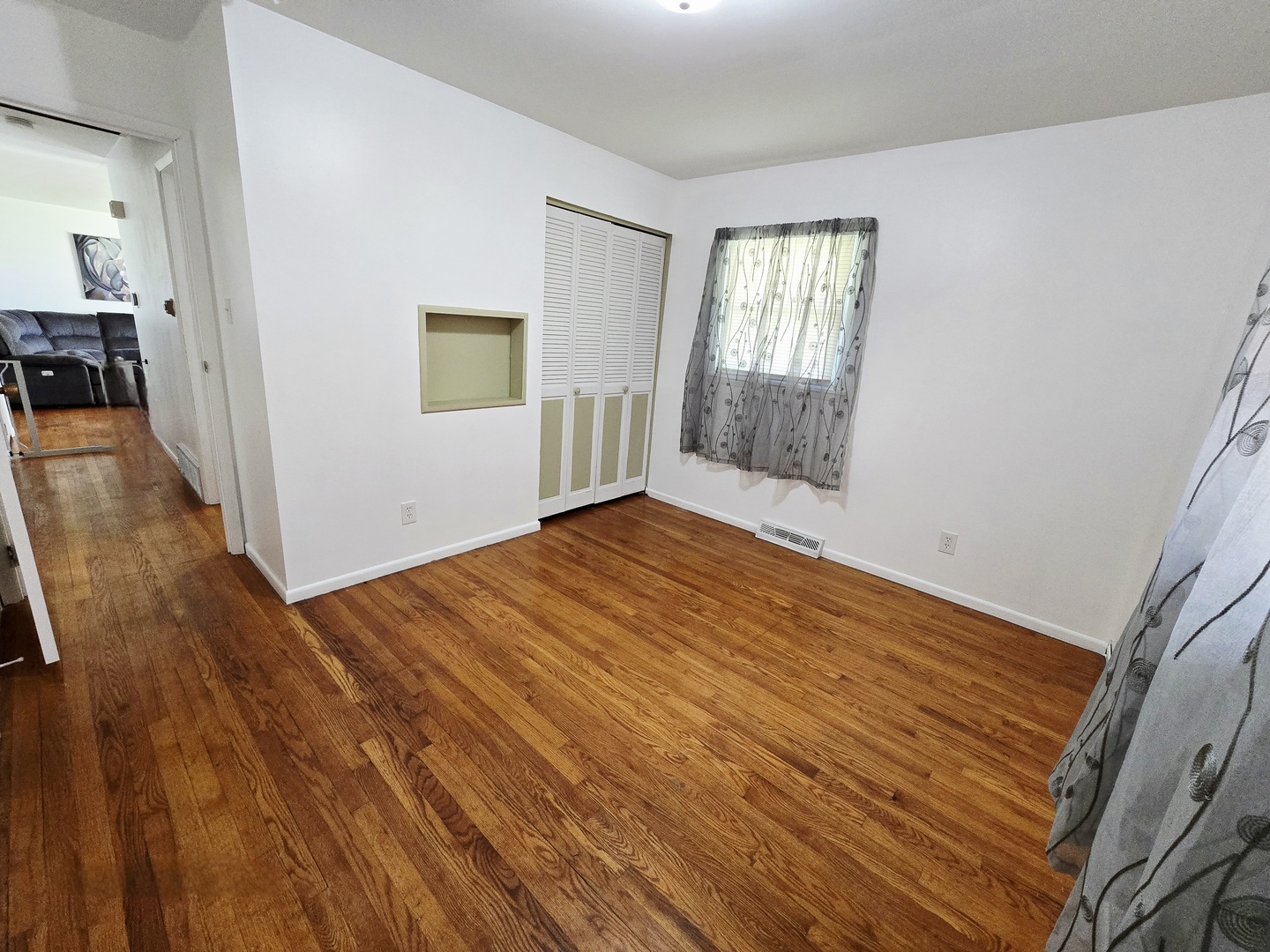 3033 189th Street, Lansing, IL 60438