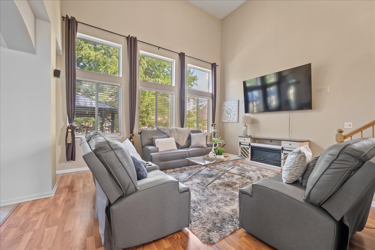 1722 Newport Lane, Montgomery, IL 60538