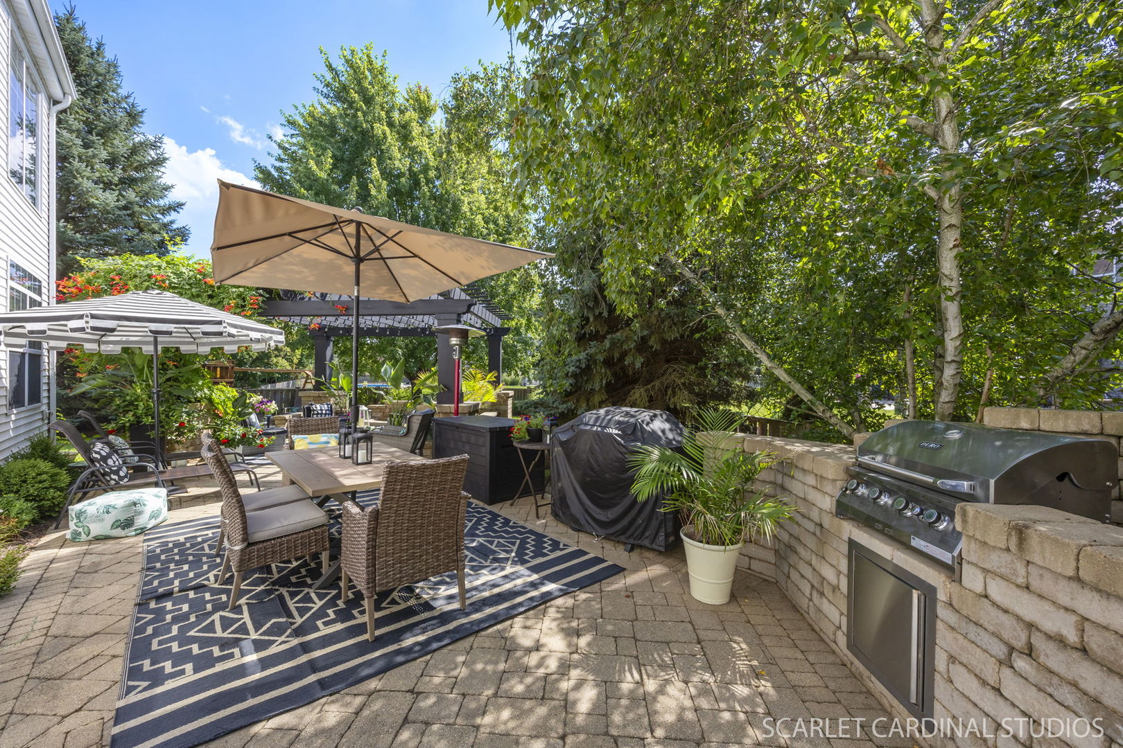 2812 Woodside Court, Aurora, IL 60506