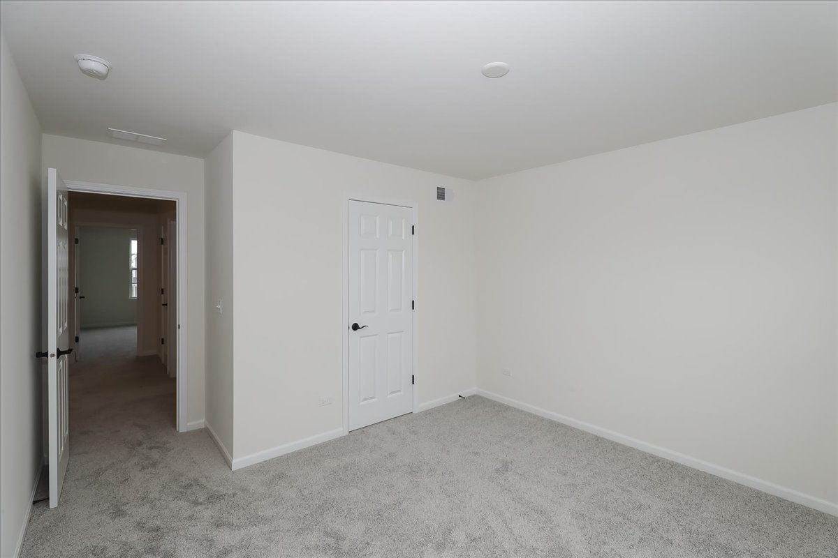 860 Preston Court, Oswego, IL 60543