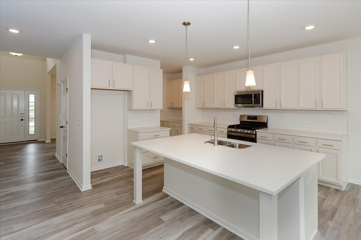 860 Preston Court, Oswego, IL 60543