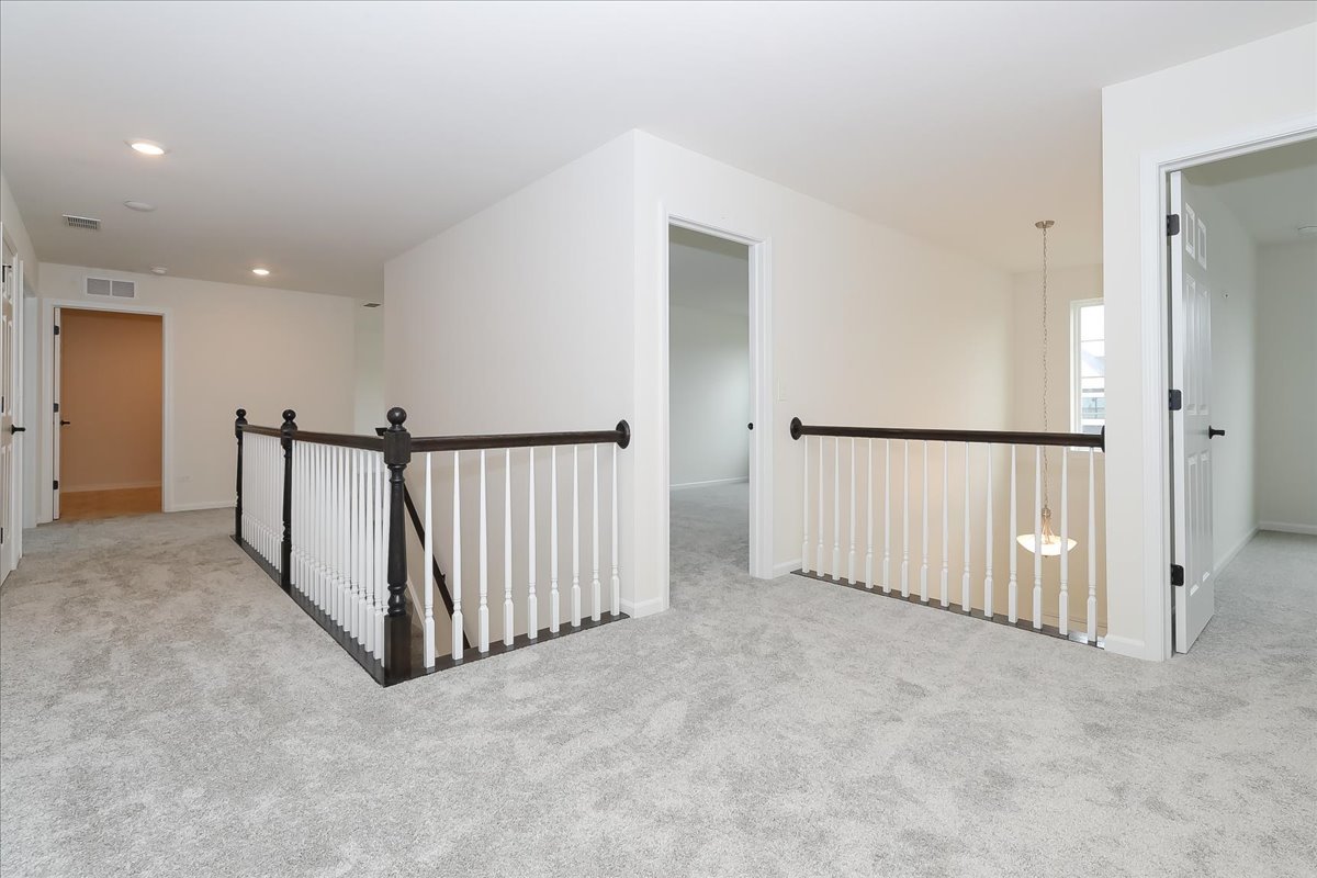 860 Preston Court, Oswego, IL 60543